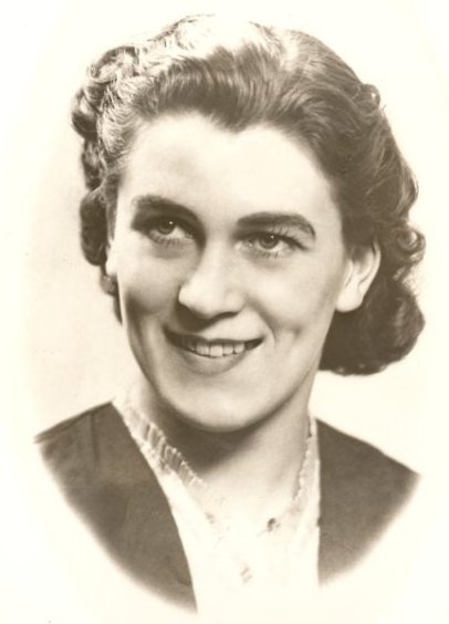 Eleanor Gill McGarr c1939