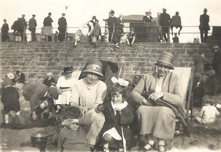 Photo noted: Auntie Nell and Eleanor at Morecambe